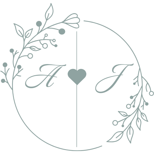 invitacion-digital-boda-garden-style-letras-iniciales-corazon-circunferencia-con-hojas-color-verde-fondo-transparente