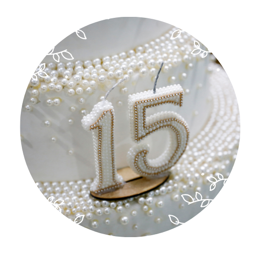 invitacion-digital-XV-classic-rose-foto-circular-velitas-de-pastel-forma-numero-15